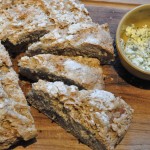 Rustikt fuldkornsbrød - nemt madbrød