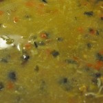 Karrysuppe med kylling, nudler og kokosmælk