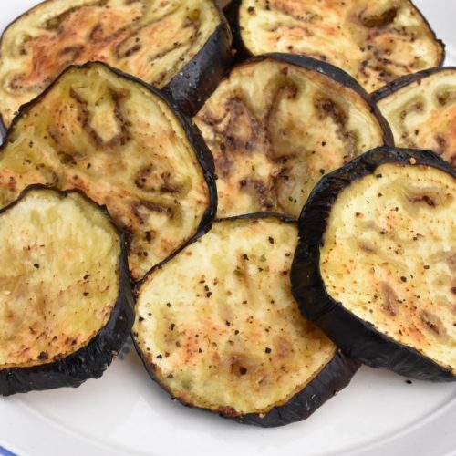 Aubergine i ovn - opskrift på bagt aubergine