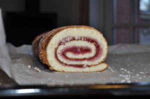Roulade med syltetøj - nem og lækker opskrift