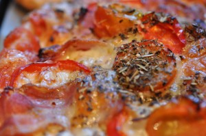 DSC_2574 Mini pizza på pitabrød - med paprika og bacon