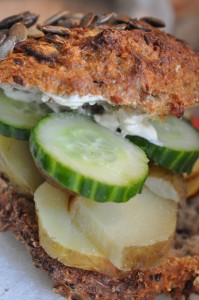 DSC_2926 Sandwich med kartofler og mayonnaise