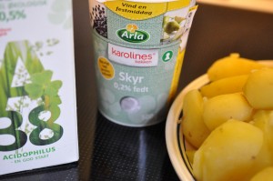Sund kartoffelsalat med skyr & A38 - fedtfattig
