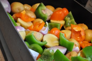 Cuvettesteg med kartofler løg & grøntsager