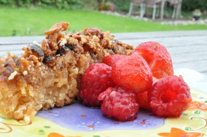 Mazarinkage med marcipan nødder & karamel