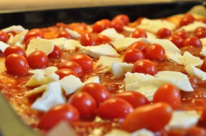 Bradepande pizza opskrift - sprøde og lækre