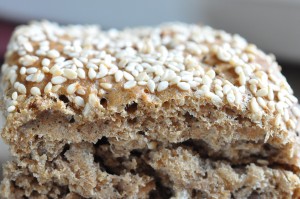 Minirugbrød og rugbrødsboller af rugbrødsblanding