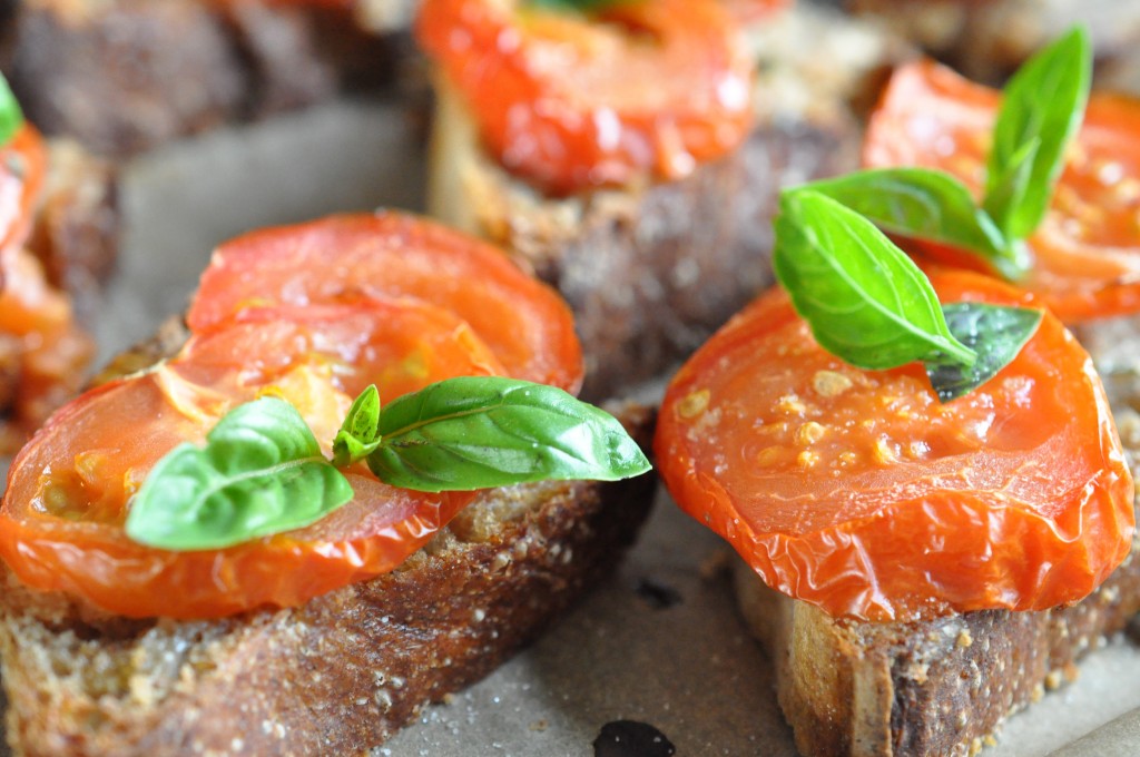 Bruschetta med tomat - nemme tomatbruschetta