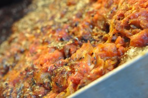 Pep din færdiglasagne op med porrer og gulerødder
