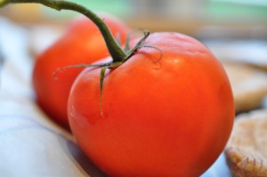 Tomatpizza med chiliost - fastfood på 10 minutter
