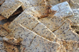 DSC_6783 Knækbrød - nem opskrift med frø og kerner