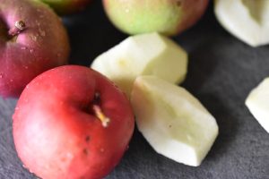 Æblekage uden æg - nem fedtfattig æbletærte