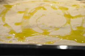 Pizza med oksekød og pepperoni - i bradepande