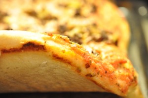 Pizza med oksekød og pepperoni - i bradepande