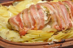 Kalkun i stegeso med flødekartofler & porrer