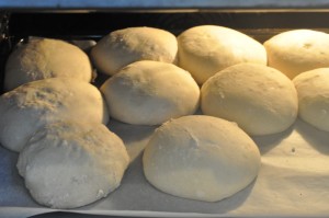 DSC_8530 Grunddej til pizzasnegle, franskbrød og boller