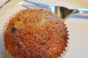DSC_8640 Svampede banan muffins - bedste bananmuffins med chokolade