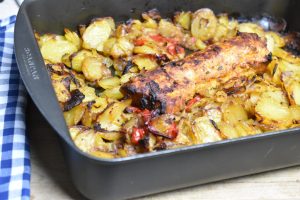 Marineret svinefilet i ovn med tilbehør - kamfilet