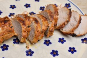 Marineret svinefilet i ovn med tilbehør - kamfilet