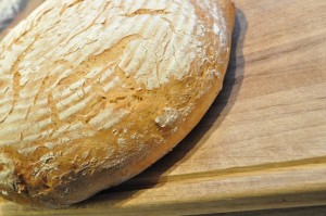 Hvidløgsbrød af en rest brød stop madspild