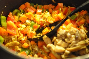Suppe med kylling, kokosmælk karry & nudler