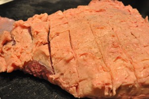 Culottesteg i stegeso med gulerødder og løg