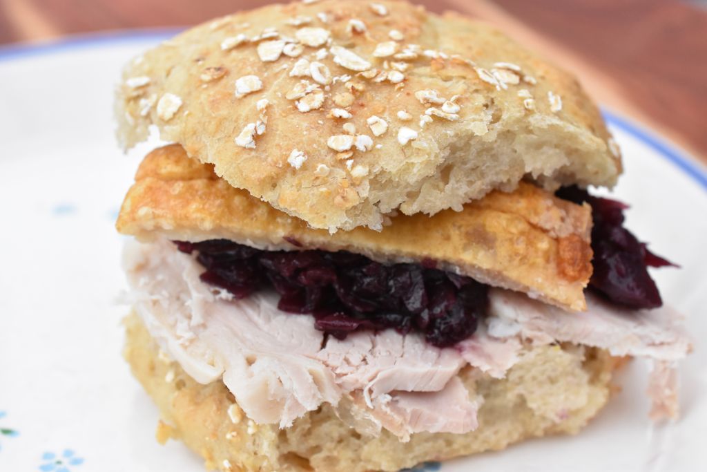 DSC_3359 • nogetiovnen.dk Hjemmelavet flæskestegssandwich - opskrift