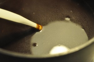 Flæskestegssovs - brun sovs til flæskesteg