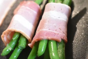 Bønner med bacon i ovn – nem opskrift