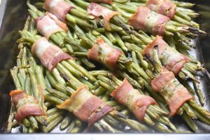 Bønner med bacon i ovn – nem opskrift