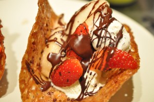 Nøddekurve med is - lækker dessert opskrift