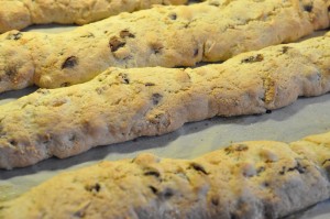 Italienske cantuccini med nødder og chokolade