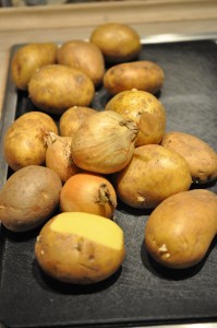 Kartoffelsuppe med bacon & løg nem opskrift