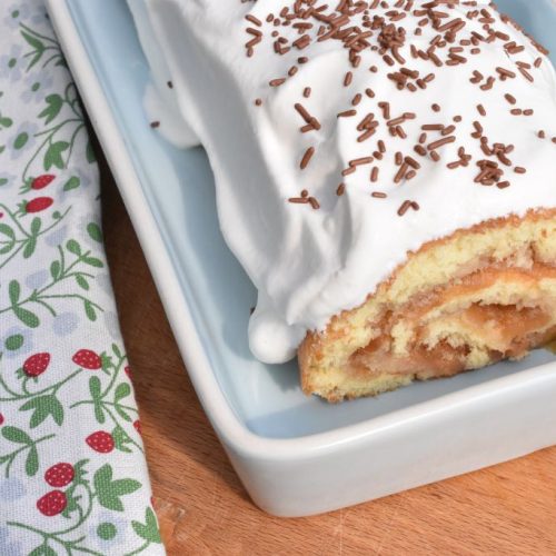 Rabarberroulade - bedste opskrift på roulade med rabarber