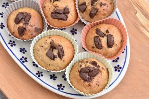 DSC_0282 • nogetiovnen.dk Bananmuffins med olie, brun farin & chokolade