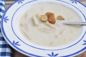 Aspargessuppe med dåse asparges - opskrift