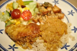 Koteletter i karry med mango & kokosmælk