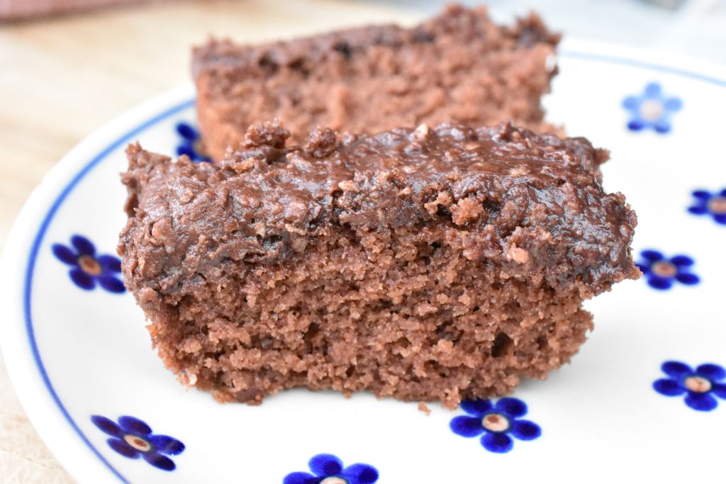 Den du ved nok kage med kokosglasur