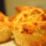 Polenta scones med majsmel og cheddarost