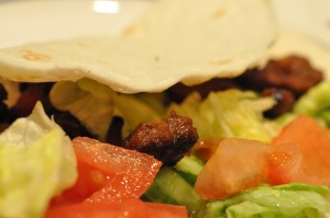 Kebab af culottesteg rester tortilla med hjemmelavet kebab
