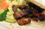 Kebab af rester i tortilla - med nem marinade