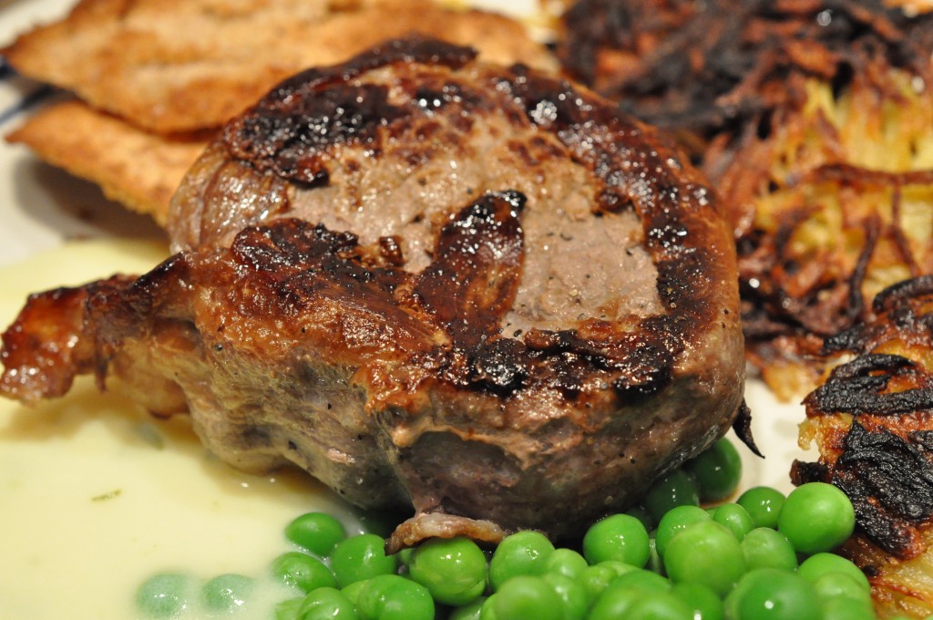 Tournedos med Pommes Rösti og ærter