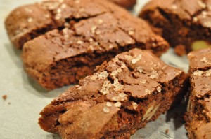 Cantuccini med mandler, chokolade og kakao