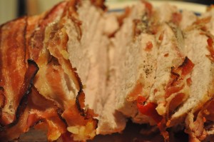 Kalkunbryst med bacon og bulgur i Römertopf