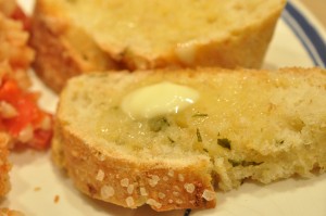 DSC_3169 • nogetiovnen.dk Hvidløgsflutes og franskbrød - nem opskrift