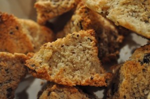 glutenfri kokosmakroner med chokolade og smør - opskrift