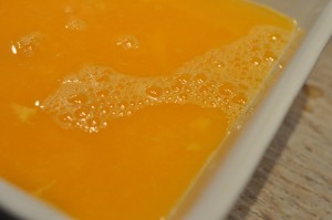 DSC_3392 • nogetiovnen.dk Appelsinkage med chokolade i bradepande