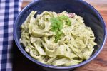 Cremet pasta med bacon - opskrift
