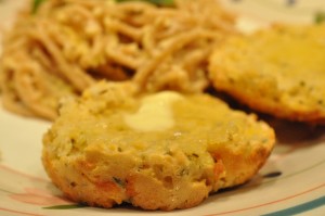 Majsscones med hvidløg, oregano og parmesan