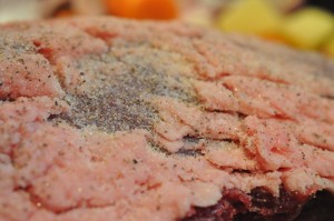 Hvidløgscuvette med kartofler og grøntsager